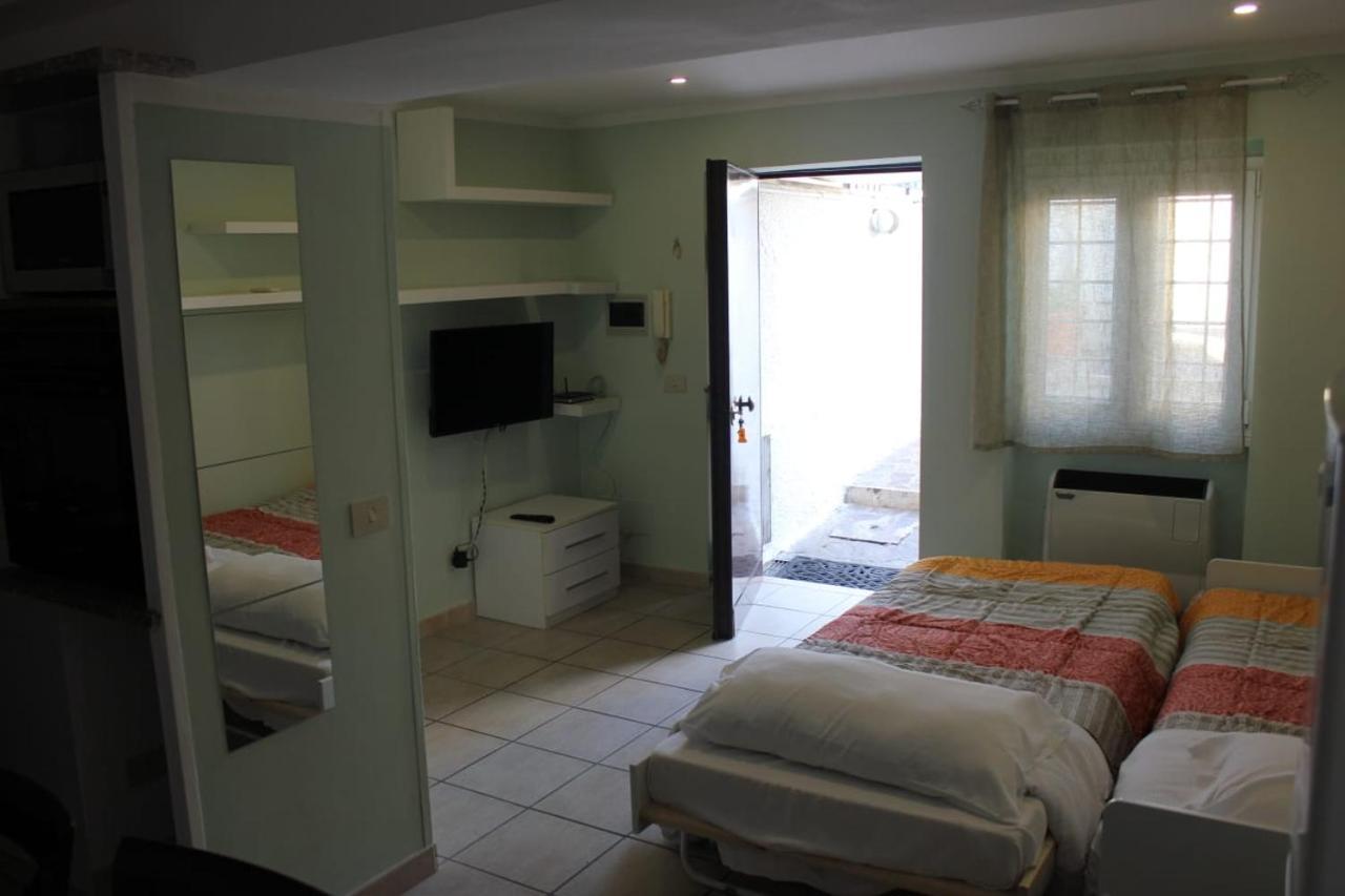 フィウミチーノ Relais Maria Luisa Locazione Turistica Di Simona Capaccio Bed & Breakfast エクステリア 写真