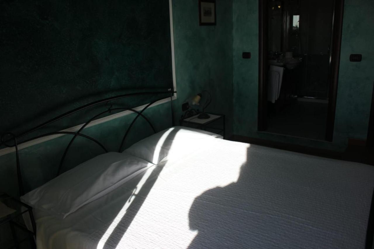 フィウミチーノ Relais Maria Luisa Locazione Turistica Di Simona Capaccio Bed & Breakfast エクステリア 写真